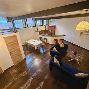 Le Loft , Landerneau France